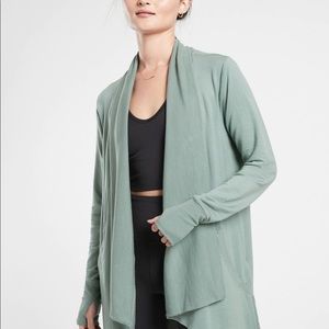 Athleta Pranayama Wrap Sage Green size XS